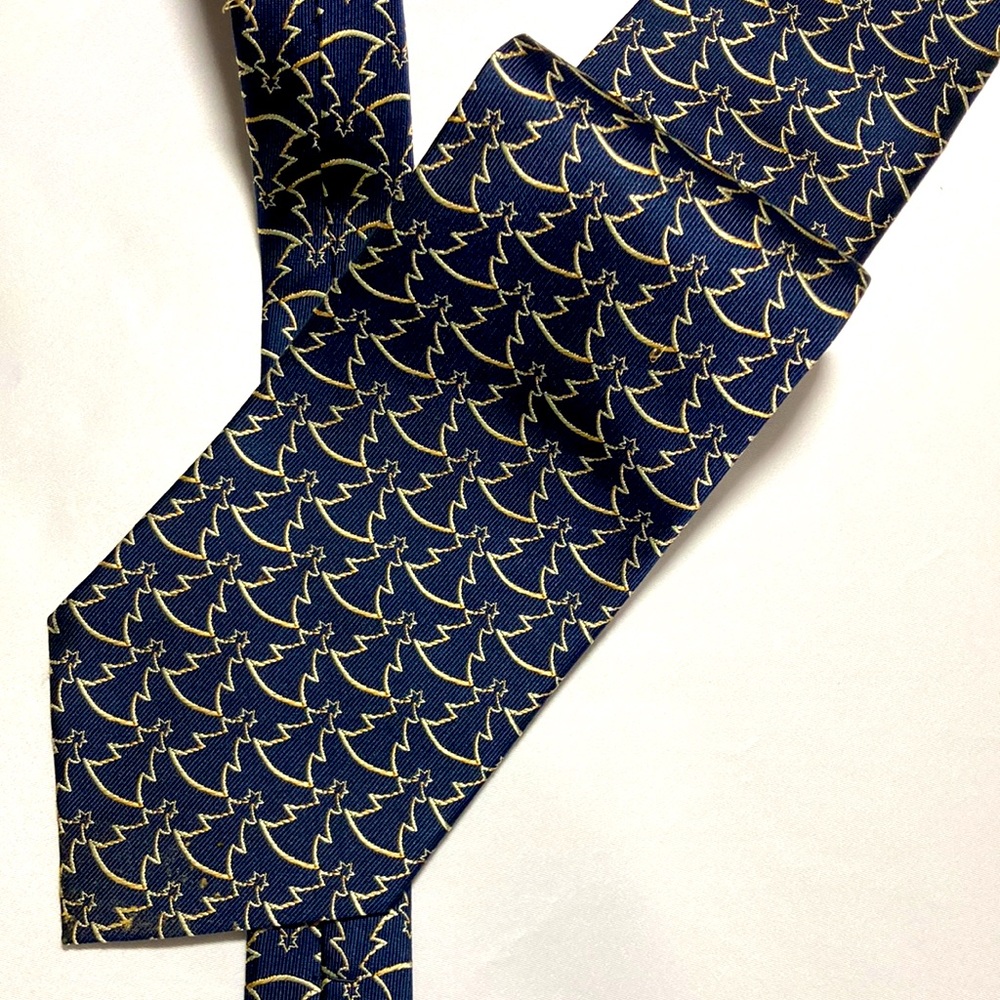 Van Heusen Jacquard Christmas Tree Silk Neck Ties Navy Blue Gold Embroidery 56”